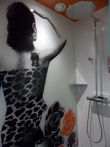 Baño en el Motel L Estocolmo