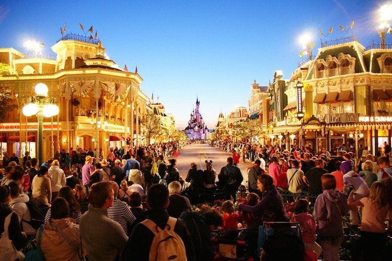 guía de disneyland para ver la cabalgata