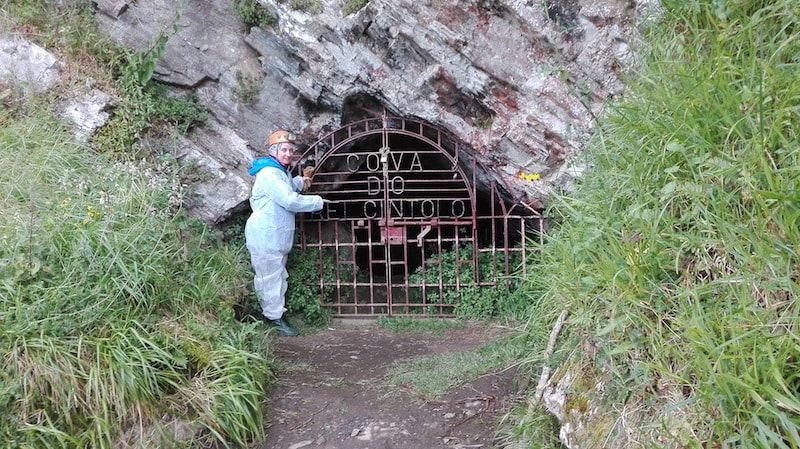 Viajar a Galicia para visitar alguna de sus cuevas