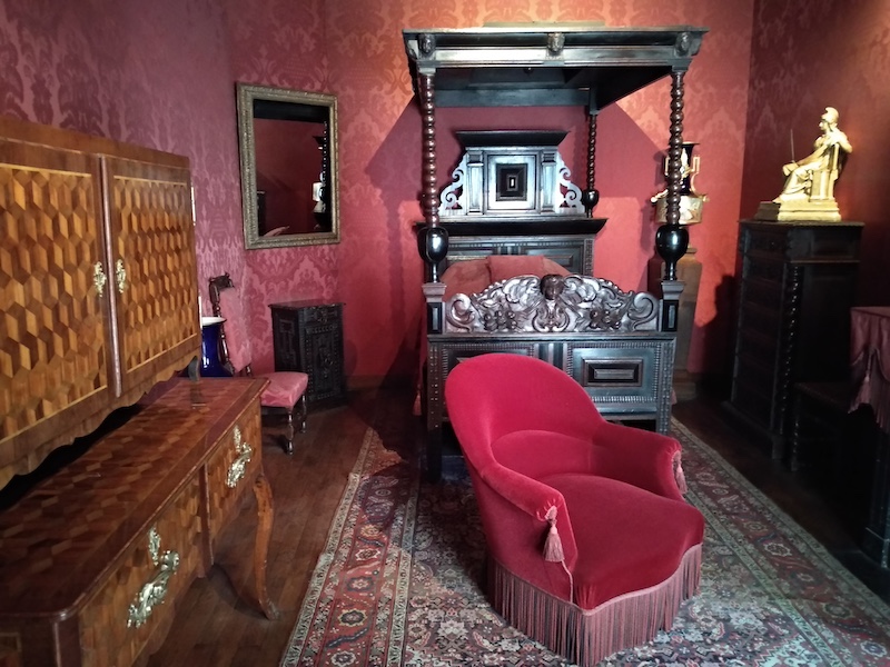 Dormitorio de Victor Hugo en su antigua residencia en París