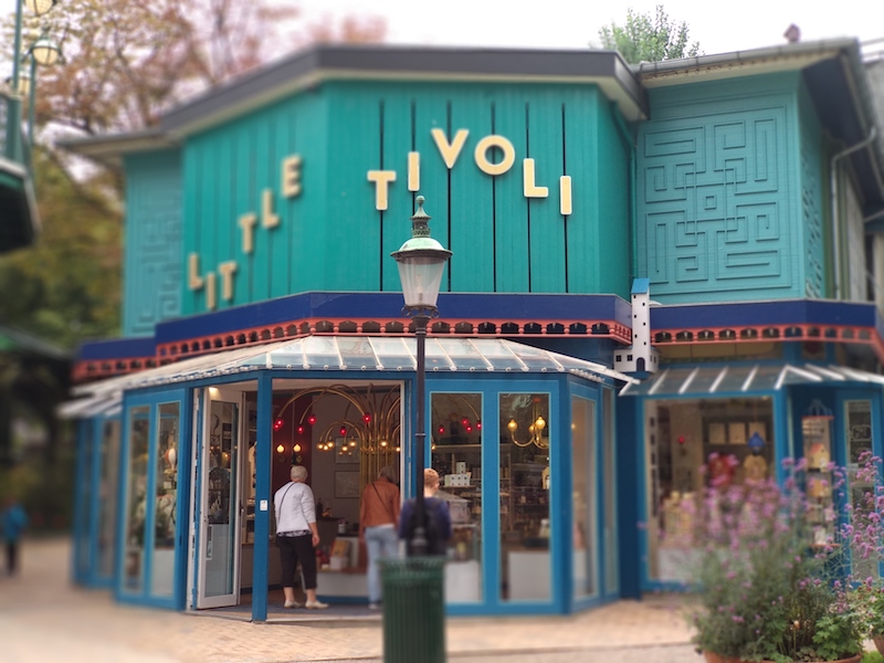 Qué hacer en Tivoli Cophenague con la familia