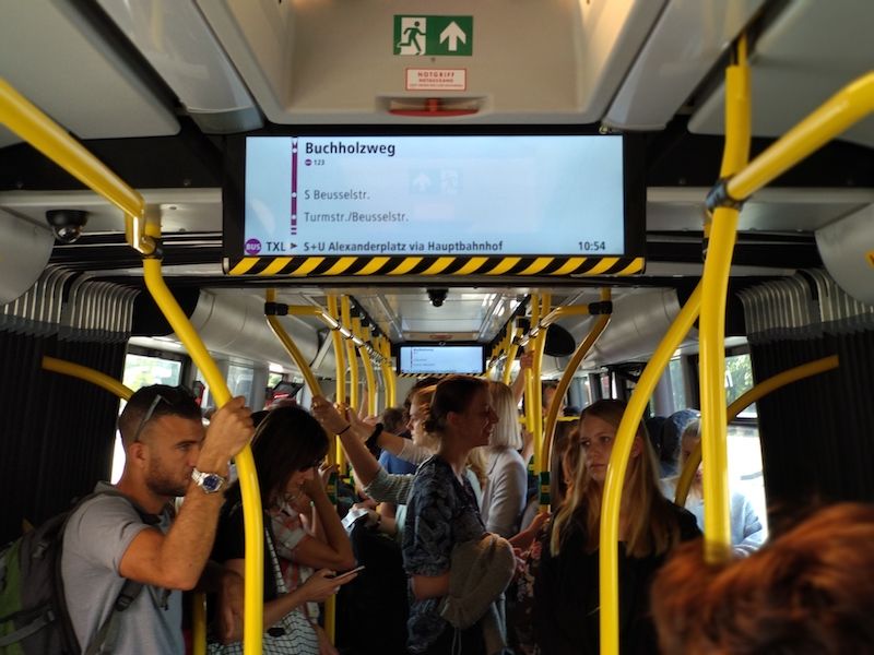 Bus para ir del aeropuerto de Berlín Tegel al centro