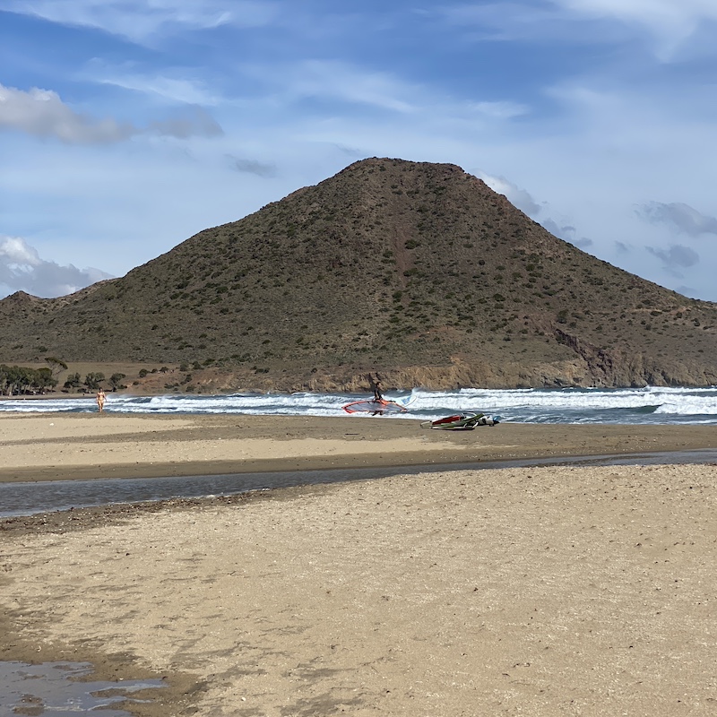 Impresionante duna natural en la playa de los Genoveses Almería