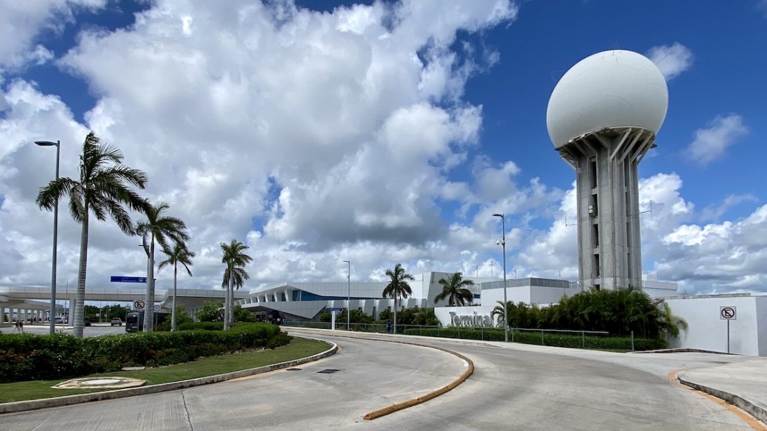 Cómo ir del aeropuerto a Cancún