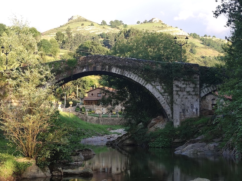 Puente romano de Liérganes sobre el río Miera