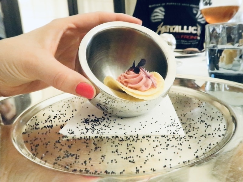 Gastronomía de vanguardia en el Parador de Trujillo: el sabor de siempre presentado de una forma espectacular.