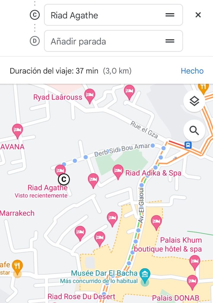 Ruta de Google Maps en la Medina de Marrakech usando datos ilimitados de Holafly