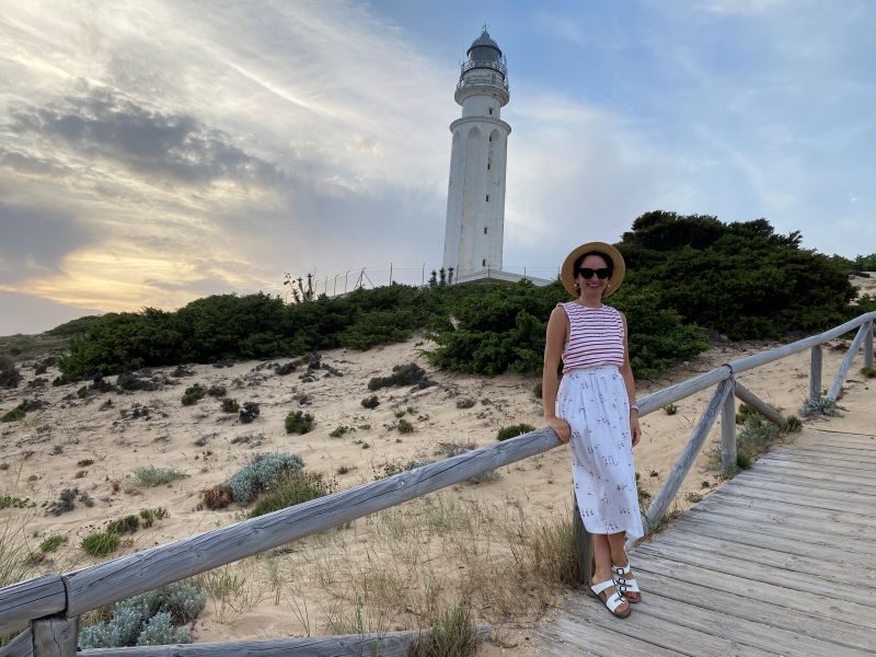 Mónica El viaje de Sofi en el Faro de Trafalgar en Cádiz