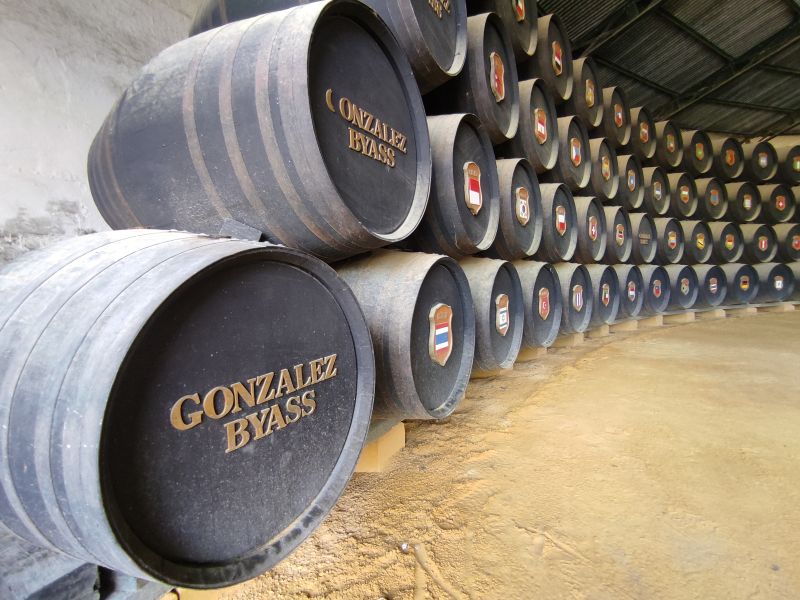 Interior de las bodegas de González Byass